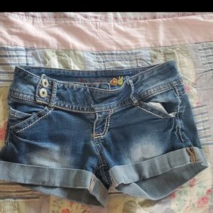 Juniors mudd shorts sz 7